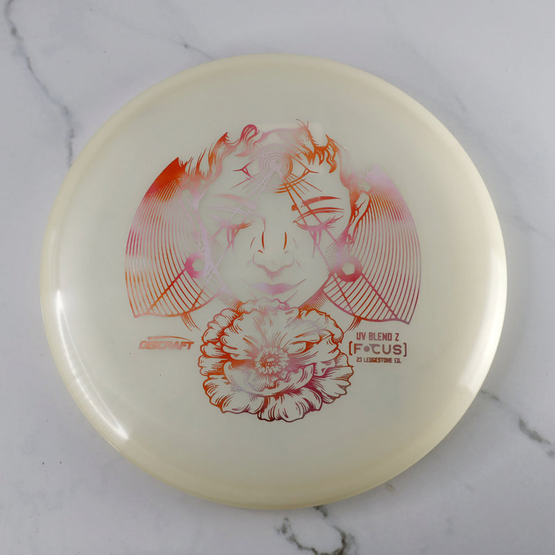 LE 2023 UV Blend Z Focus